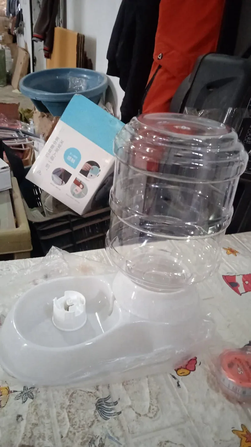 Automatic Pet Water & Food Dispenser – Gravity Self-Feeder | Waggy Tales — 5